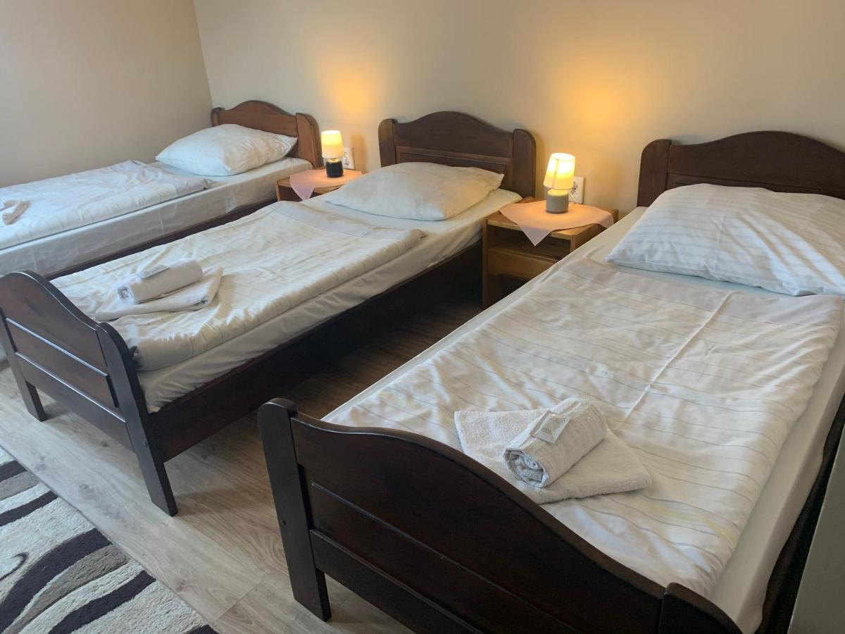 Aranykorona Hotel Мишкольц Экстерьер фото