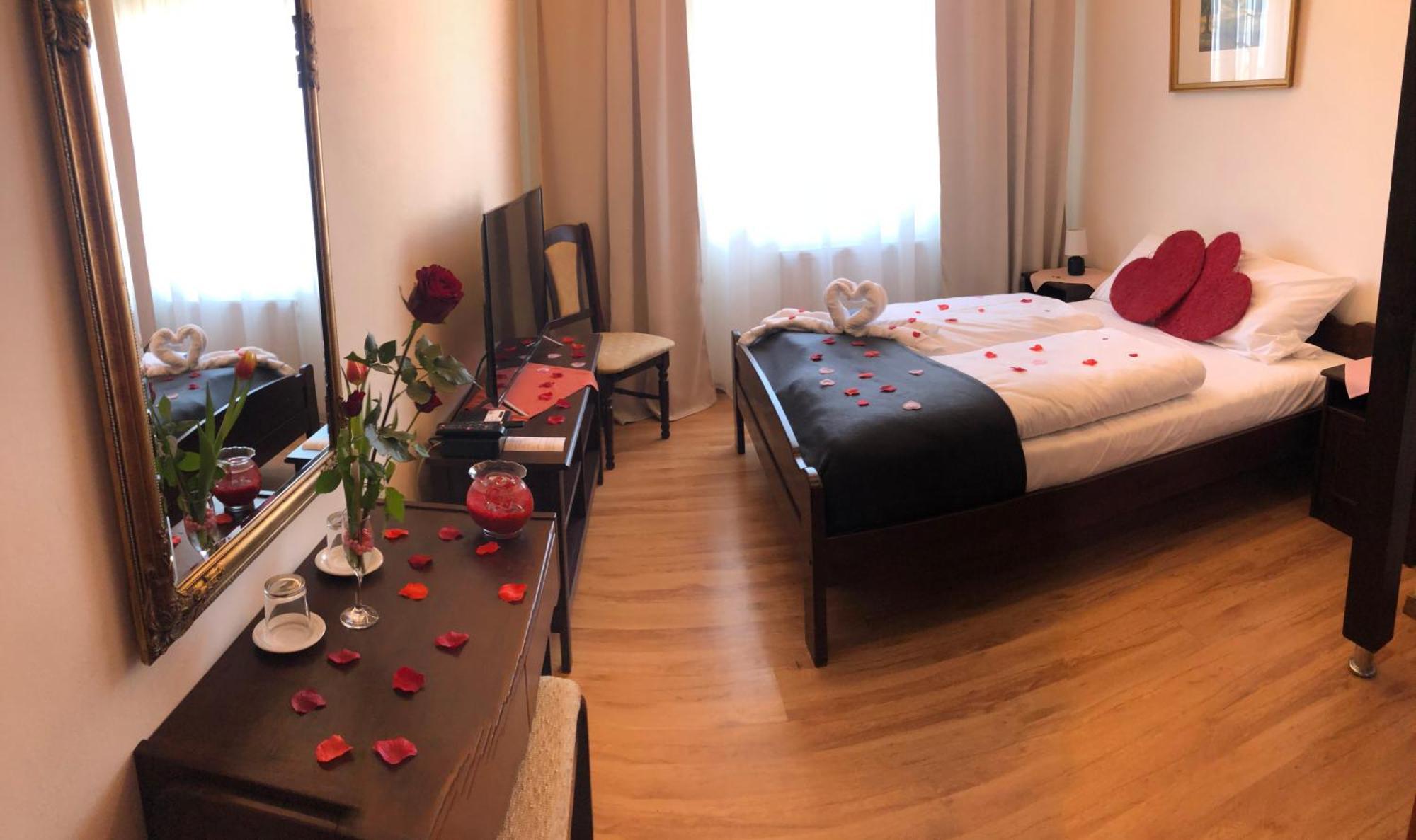 Aranykorona Hotel Мишкольц Экстерьер фото