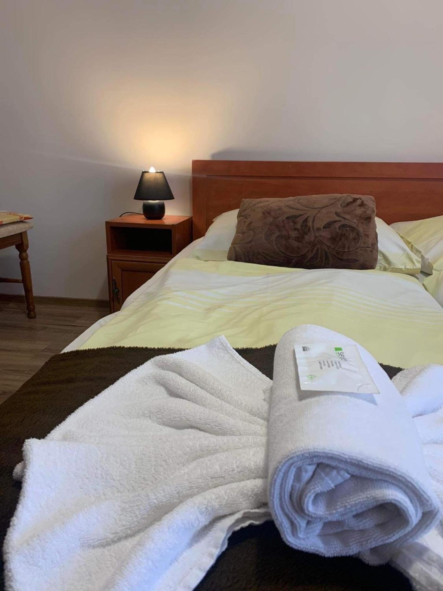 Aranykorona Hotel Мишкольц Экстерьер фото